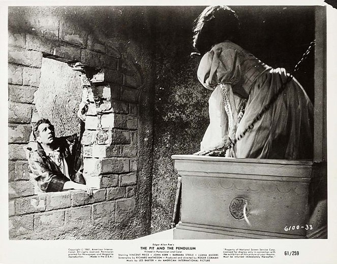 The Pit and the Pendulum - Lobby Cards - Vincent Price