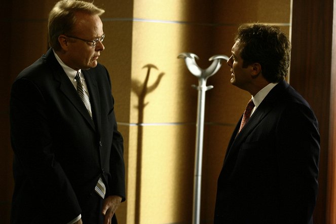 Boston Legal - The Chicken and the Leg - Photos - Christian Clemenson, James Spader