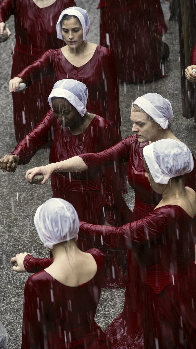 The Handmaid's Tale - June - Filmfotos - Elisabeth Moss