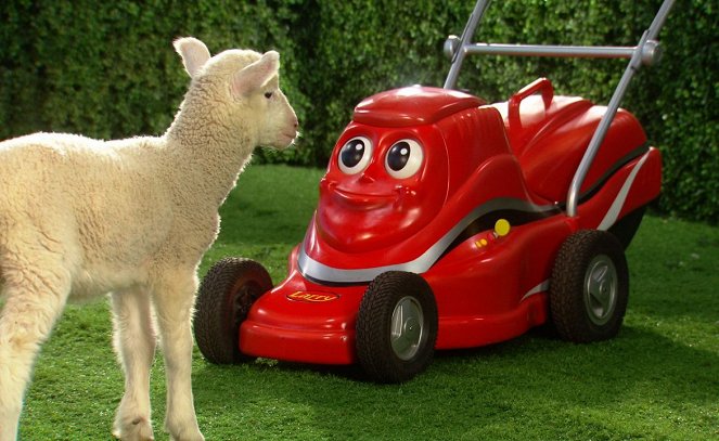 Larry the Lawnmower - Photos