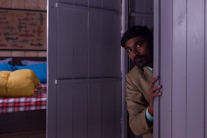 A fakír, aki egy IKEA szekrényben ragadt - Filmfotók - Dhanush