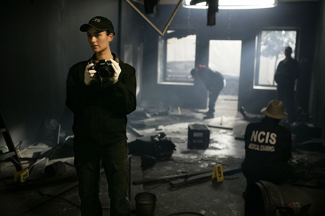 NCIS - Tengerészeti helyszínelők - Season 4 - Haladék - Filmfotók - Cote de Pablo