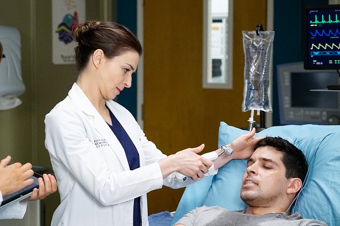 Grey's Anatomy - Die jungen Ärzte - Arizona Robbins und Calliope Torres - Filmfotos - Caterina Scorsone, Wilmer Valderrama
