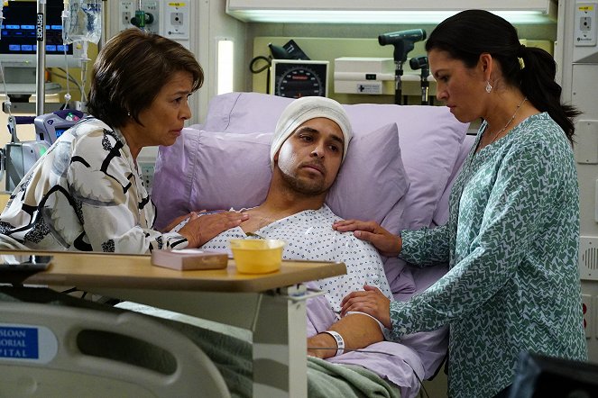 Grey's Anatomy - Amour et conséquences - Film - Alma Martinez, Wilmer Valderrama