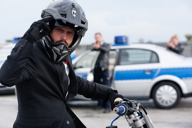 Alarm für Cobra 11 - Die Autobahnpolizei - Jump - Van film - Manuel Cortez