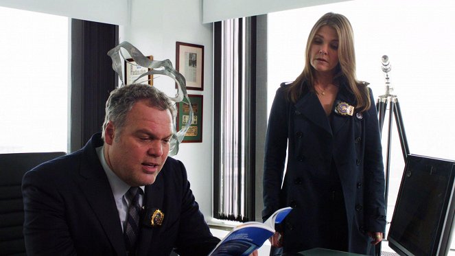 Law & Order: Criminal Intent - The Last Street in Manhattan - Photos - Vincent D'Onofrio, Kathryn Erbe