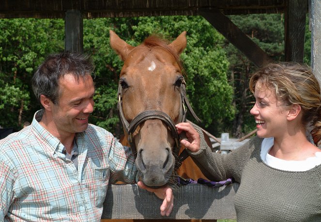 Ostrov koní - Z filmu - Hannes Jaenicke, Muriel Baumeister