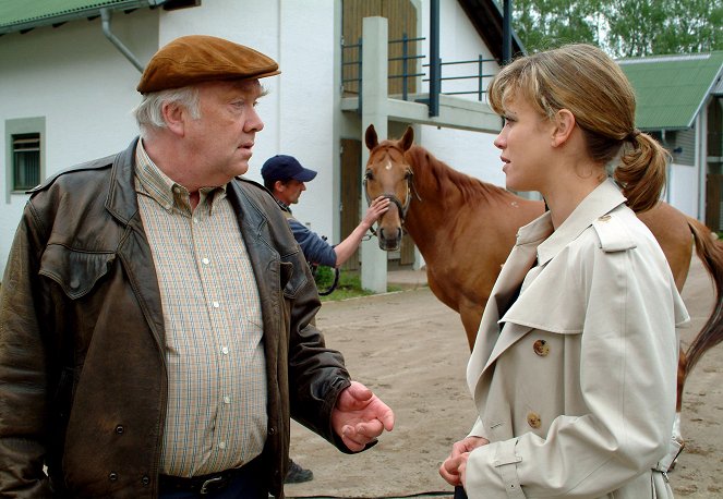 Die Pferdeinsel - Do filme - Martin Lüttge, Muriel Baumeister