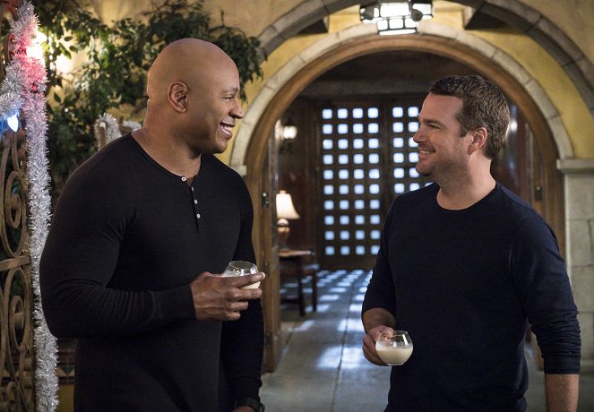 NCIS: Los Angeles - All Is Bright - Van film - LL Cool J, Chris O'Donnell