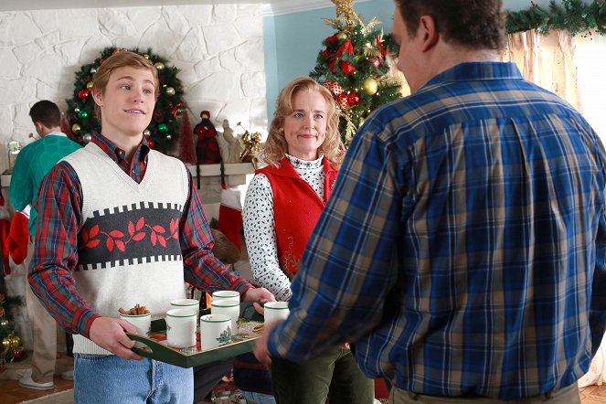 A Goldberg család - Season 3 - A Christmas Story - Filmfotók - Austin Filson, Jennifer Irwin