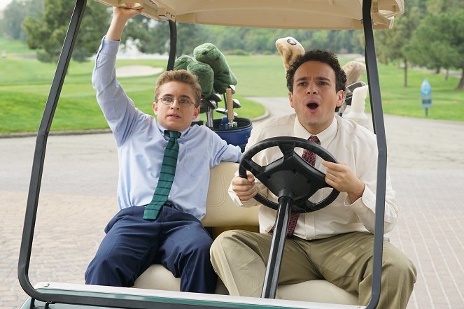 The Goldbergs - Season 4 - Fonzie Scheme - Photos - Sean Giambrone, Troy Gentile