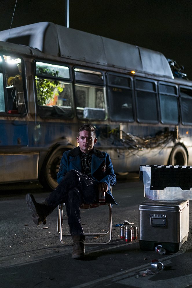 Fear the Walking Dead - Another Day in the Diamond - Film - Kevin Zegers
