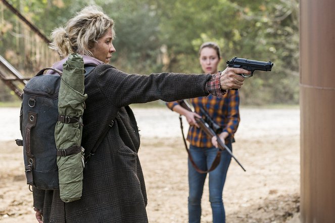 Fear the Walking Dead - Season 4 - Another Day in the Diamond - De la película - Jenna Elfman