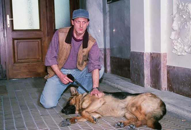 Rex, o cão polícia - Schüsse auf Rex - Do filme - pes Reginald von Ravenhorst, Krzysztof Majchrzak
