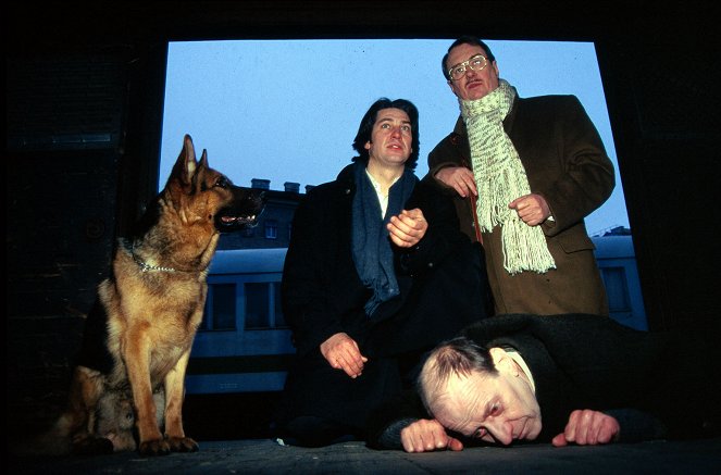 Rex: Un policía diferente - Entführt - De la película - Reginald von Ravenhorst el perro, Tobias Moretti, Gerhard Zemann