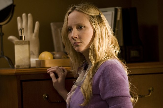 Hung - Season 1 - Doris Is Dead or Are We Rich or Are We Poor? - Photos - Anne Heche
