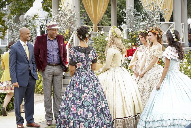Hart of Dixie - One More Last Chance - Photos