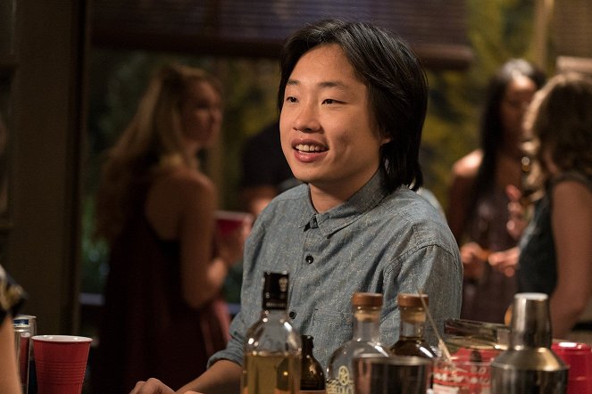 Life of the Party - Do filme - Jimmy O. Yang