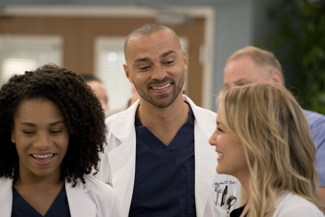 Grey's Anatomy - You Really Got a Hold on Me - Van film - Kelly McCreary, Jesse Williams, Jessica Capshaw