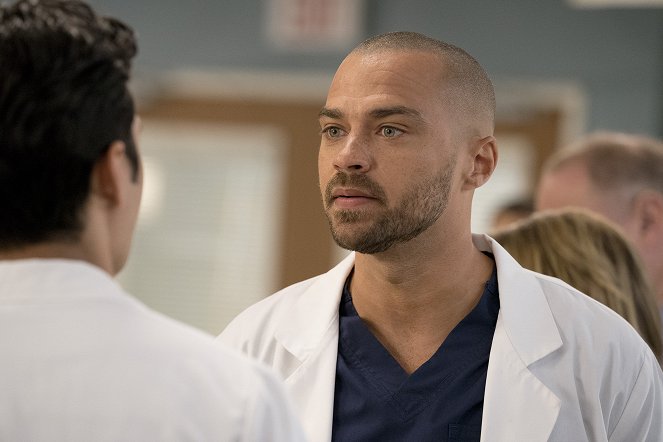 Grey's Anatomy - You Really Got a Hold on Me - Photos - Jesse Williams