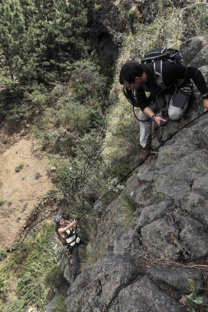 Bear Grylls: Sztárok a vadonban - Filmfotók - Bear Grylls