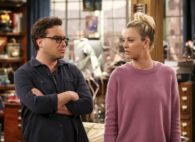 The Big Bang Theory - La disociación del inquilino - De la película - Johnny Galecki, Kaley Cuoco