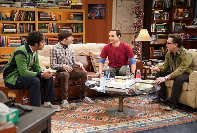 The Big Bang Theory - La excitación por Bill Gates - De la película - Kunal Nayyar, Simon Helberg, Jim Parsons, Johnny Galecki