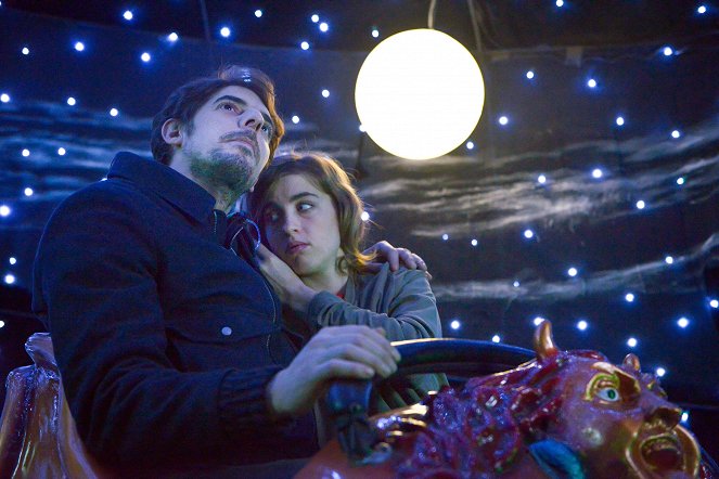 En liberté ! - Van film - Damien Bonnard, Adèle Haenel