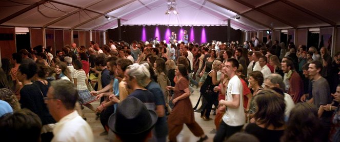 Le Grand Bal - Das große Tanzfest - Filmfotos