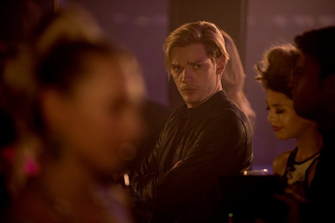 Shadowhunters: The Mortal Instruments - Apparences - Film - Dominic Sherwood