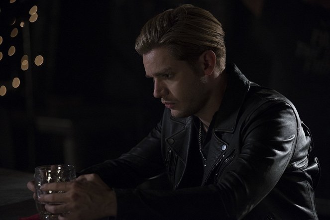 Shadowhunters: The Mortal Instruments - Stärker als der Himmel - Filmfotos - Dominic Sherwood