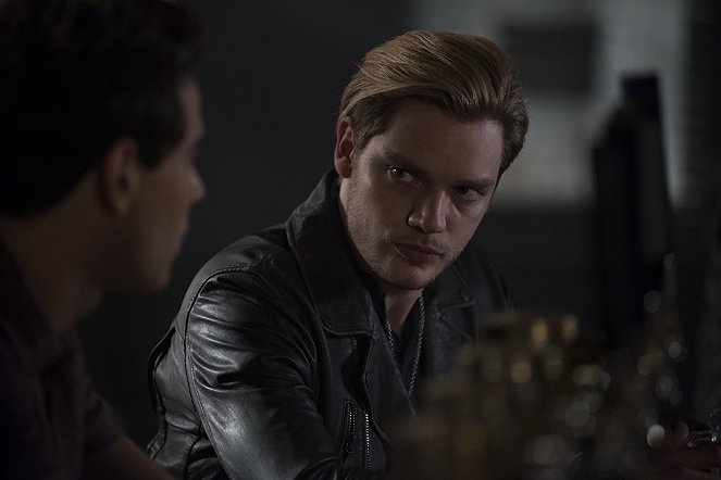 Shadowhunters: The Mortal Instruments - Stronger Than Heaven - Kuvat elokuvasta - Dominic Sherwood