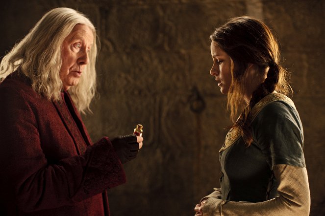 Merlin - Arthur's Bane: Deel 2 - Van film - Richard Wilson, Sophie Rundle