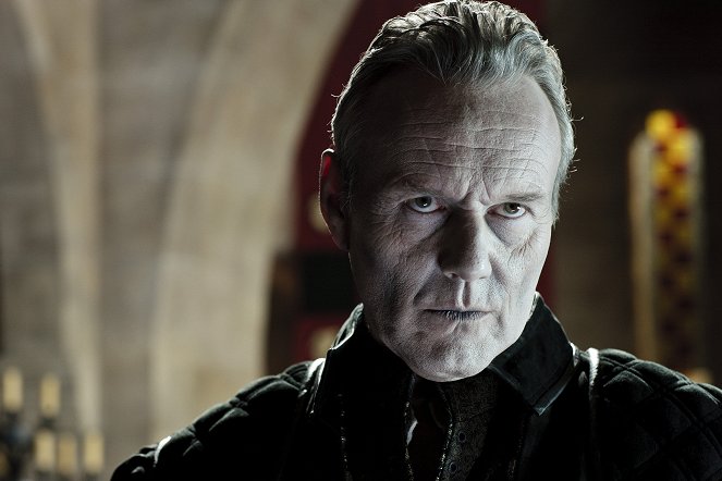Merlin - Season 5 - The Death Song of Uther Pendragon - Photos - Anthony Head