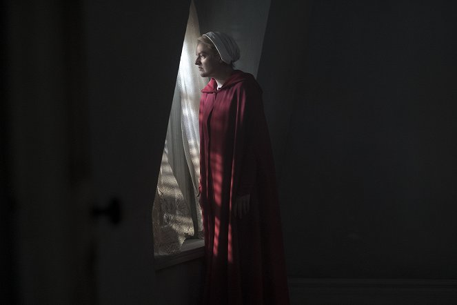 The Handmaid's Tale - Die andere Frau - Filmfotos - Elisabeth Moss