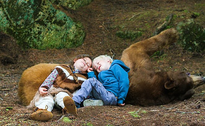 Kleine Goldgräber - Ein bärenstarkes Abenteuer in Kanada - Filmfotos - Rosita Nellie Holse Gjurup, Theodor Krosby Chieu