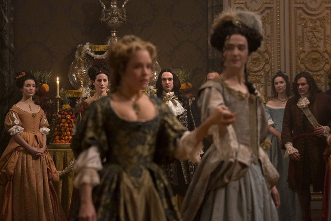 Versailles - Season 2 - Quis custodiet ipsos cusotdes - Filmfotók - Elisa Lasowski, George Blagden