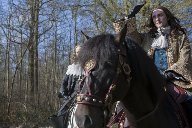 Versailles - Miasma - Filmfotos - George Blagden