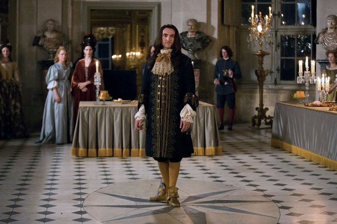 Versailles - Season 2 - Eine neue Regentschaft - Filmfotos - George Blagden