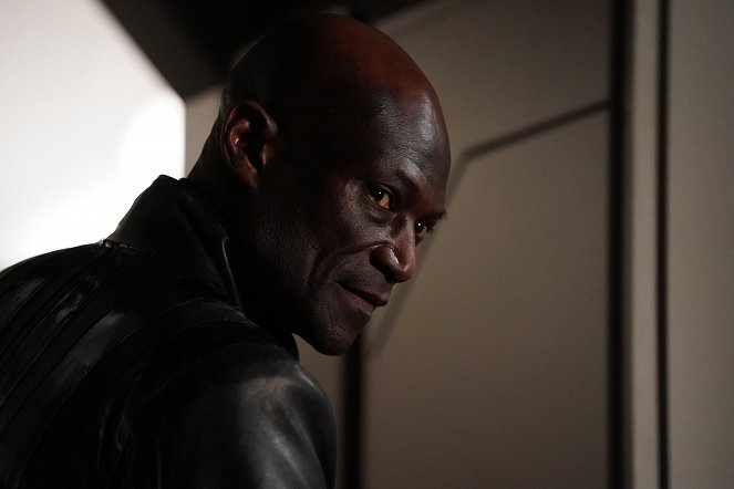 Agents of S.H.I.E.L.D. - The Force of Gravity - Photos - Peter Mensah