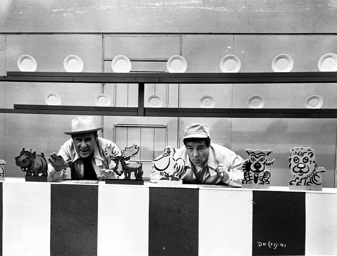 Abbott & Costello lastenkaitsijoina - Kuvat elokuvasta