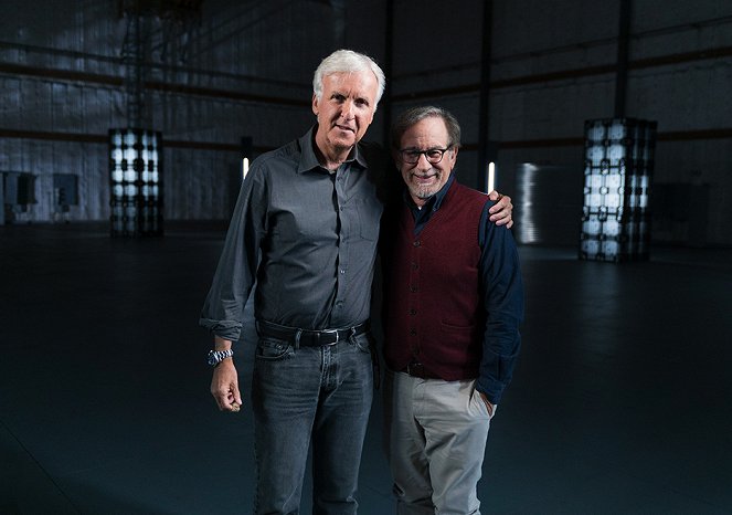 James Cameron's Story of Science Fiction - Werbefoto - James Cameron, Steven Spielberg