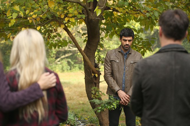 The Gifted - 3 X 1 - Photos - Sean Teale