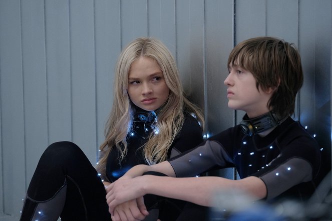 The Gifted - eXploited - Filmfotos - Natalie Alyn Lind, Percy Hynes White