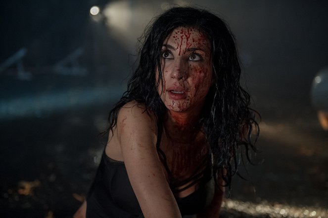 Ash vs. Evil Dead - The Mettle of Man - Photos - Dana DeLorenzo