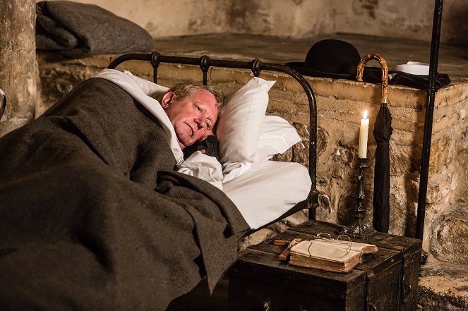 Father Brown - The Two Deaths of Hercule Flambeau - Film - Mark Williams