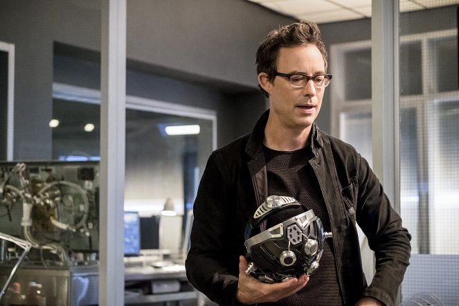 The Flash - Cours Iris, cours - Film - Tom Cavanagh