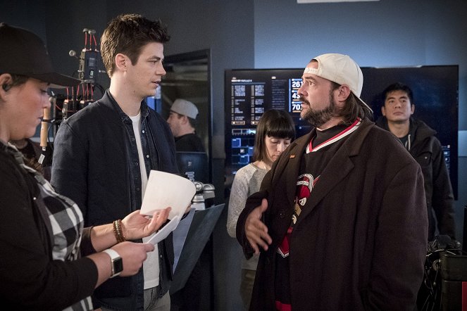 Flash - Null and Annoyed - Z nakrúcania - Grant Gustin, Kevin Smith