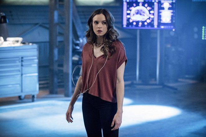 The Flash - Therefore She Is - Van film - Danielle Panabaker