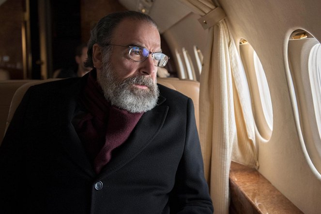 Homeland - Paean to the People - Photos - Mandy Patinkin